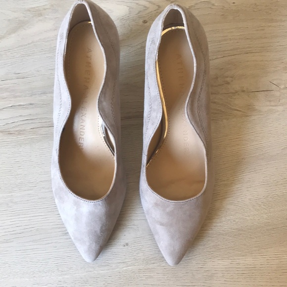 NWOT Athena Alexander Suede Pumps - Picture 2 of 7